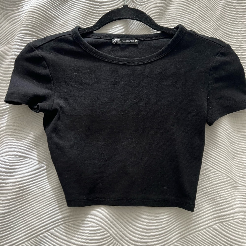 Zara Black Cropped Tee